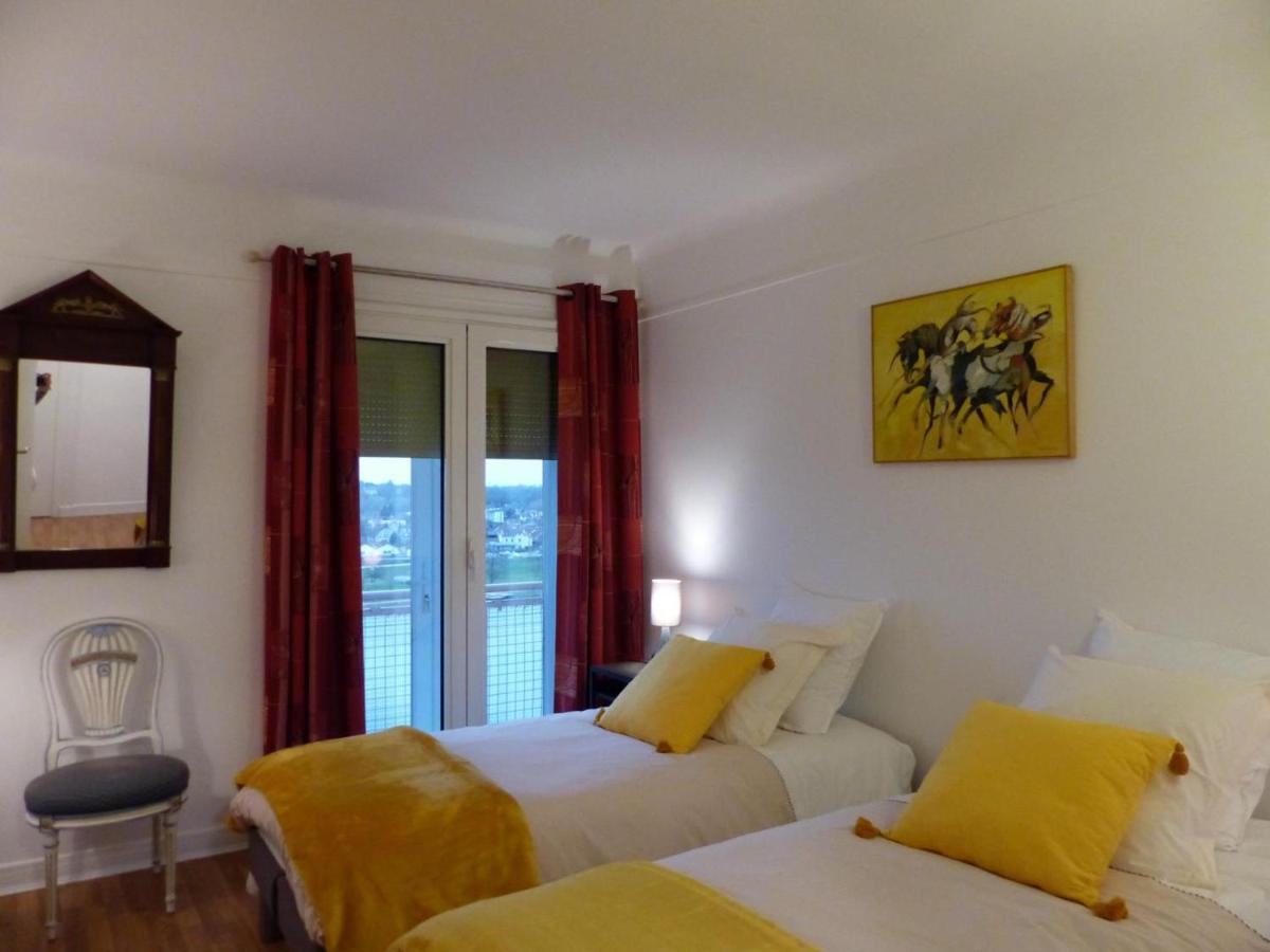 Appartement Panoramique Au Centre De Moulins Avec Terrasse, 2 Chambres, Et Equipements Modernes - Fr-1-489-412 מראה חיצוני תמונה